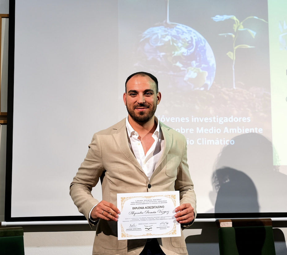 Ezequiel Martínez Award